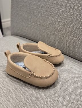 NWOTs Carters Tan Loafers 3-6m